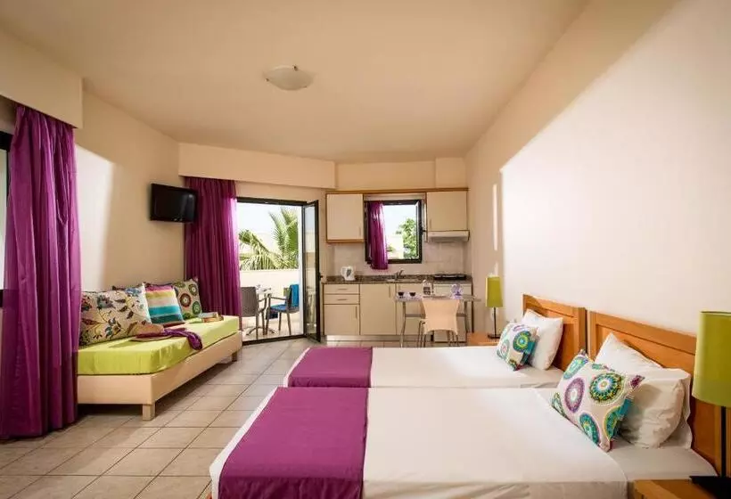 استودیوی سوپریور, Kristalli Hotel Apartments