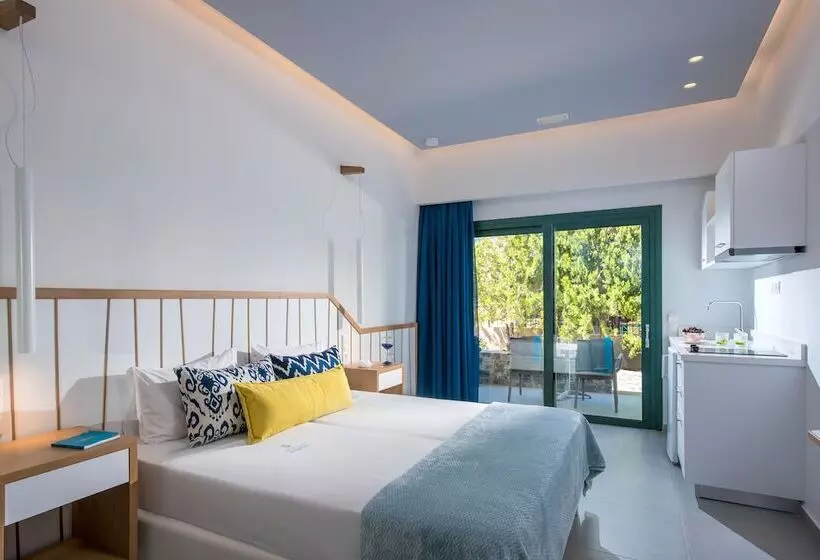 استودیوی استاندارد, Kristalli Hotel Apartments