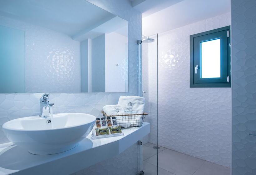 标准工作室, Kristalli Hotel Apartments