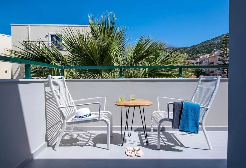 استودیوی استاندارد, Kristalli Hotel Apartments