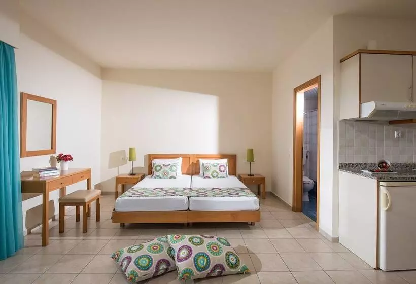 استودیوی سوپریور, Kristalli Hotel Apartments