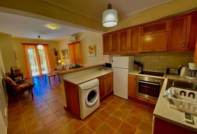 شقة غرفتين نوم مطلة على الحديقة, La Riviera Barbati Seaside Apartments & Villas