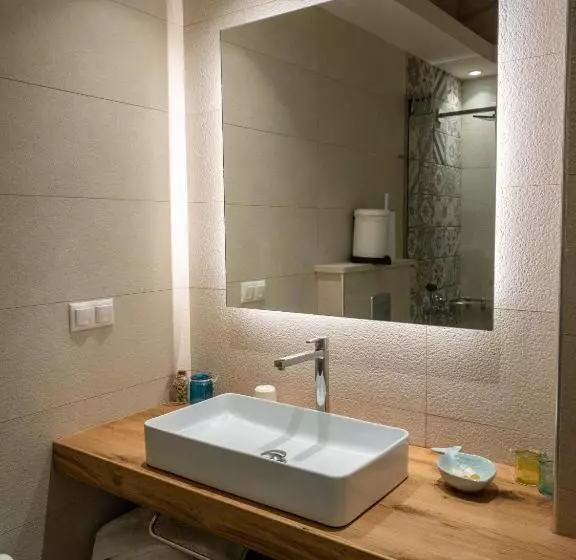 プール付き１ベッドルームヴィラ, La Riviera Barbati Seaside Apartments & Villas