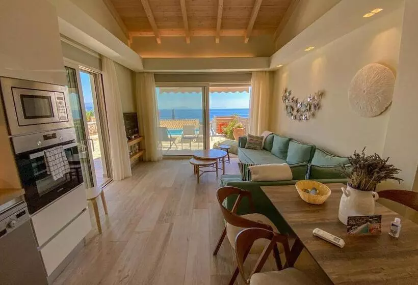 プール付き１ベッドルームヴィラ, La Riviera Barbati Seaside Apartments & Villas