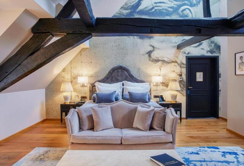 سوییت, Juliana Hotel Brussels
