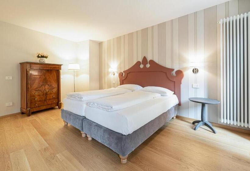 اتاق لوکس با چشم‌انداز باغ, Antico Borgo B&b