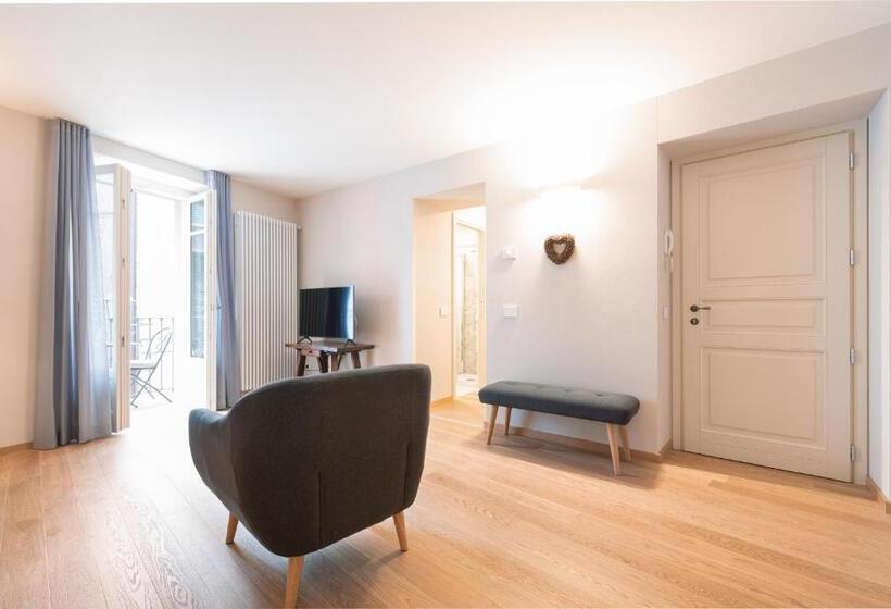 带阳台的高级房间, Antico Borgo B&b
