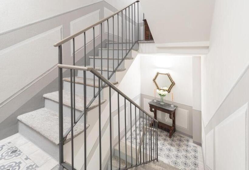 اتاق سوپریور با بالکن, Antico Borgo B&b