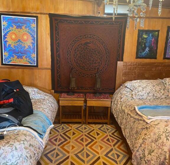 Трехместный Номер Стандарт с Балконом, Casa De La Gringa Mountain House