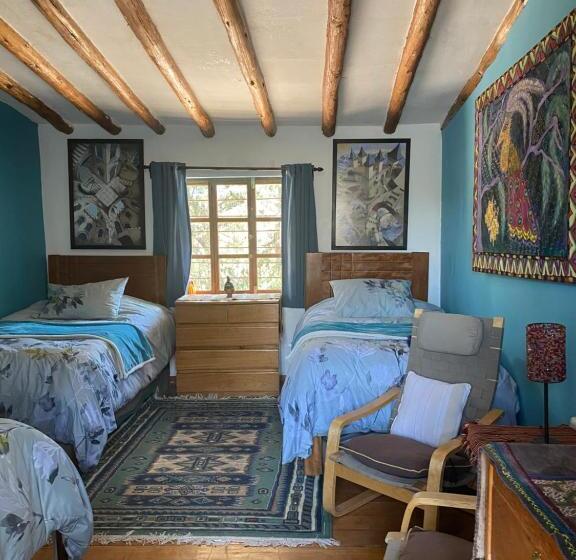 חדר סטנדרט לשלושה עם מרפסת, Casa De La Gringa Mountain House
