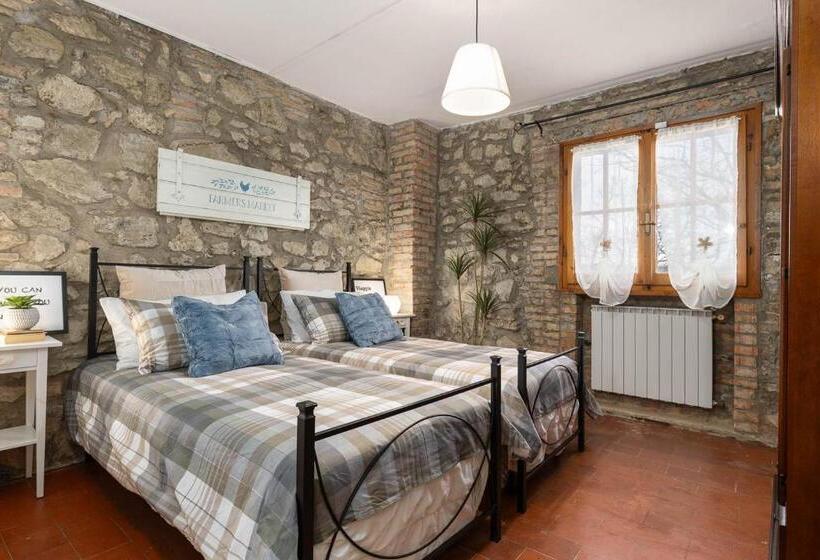 Семейный Номер, Agriturismo E Maneggio Poggio Leone