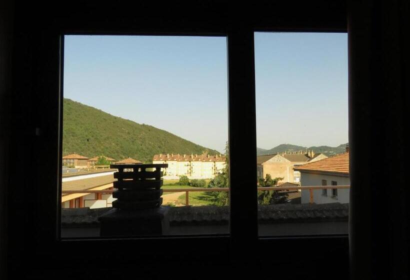 이코노미 룸, Boltaña Ordesa