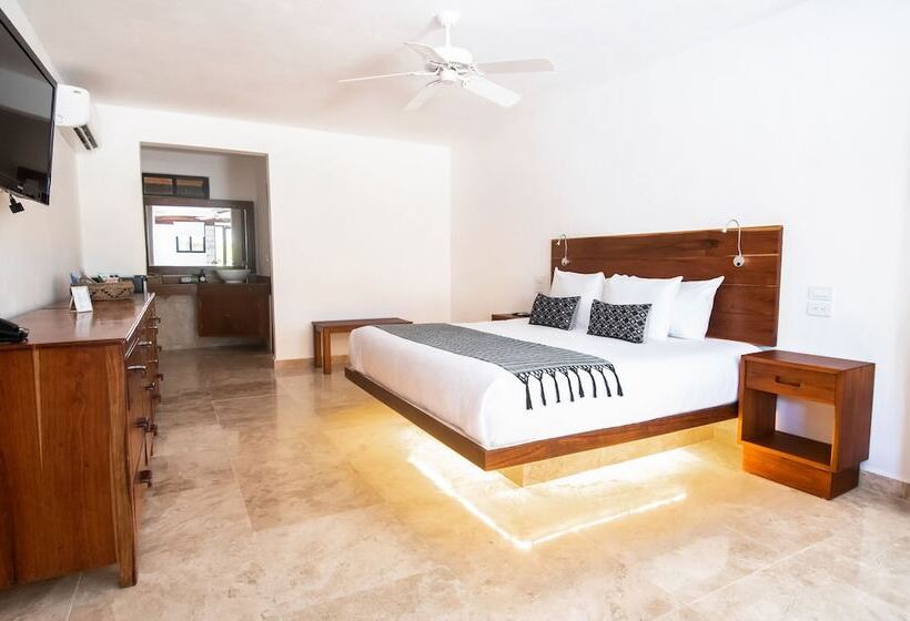 Junior Suite, Casa Del Jaguar Beach