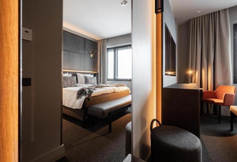 Номер Deluxe Кровать Куин, Lapland Hotels Arena