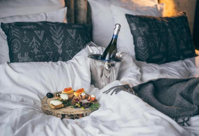 Номер Deluxe Кровать Куин, Lapland Hotels Arena