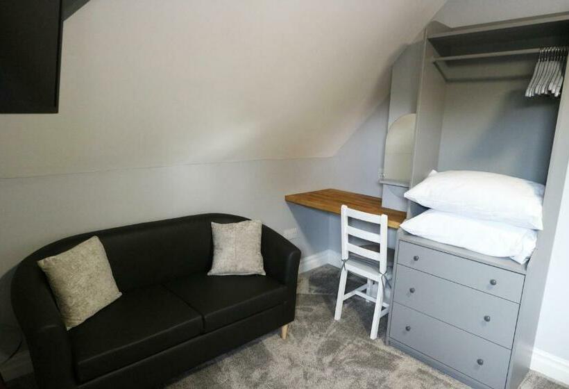 발코니 디럭스 룸, Number 33 Room Only