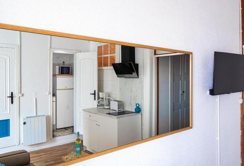 استودیوی لوکس, Rua Do Paraíso