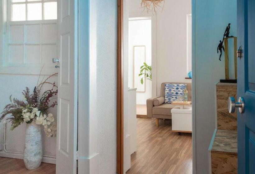 استودیوی لوکس, Rua Do Paraíso