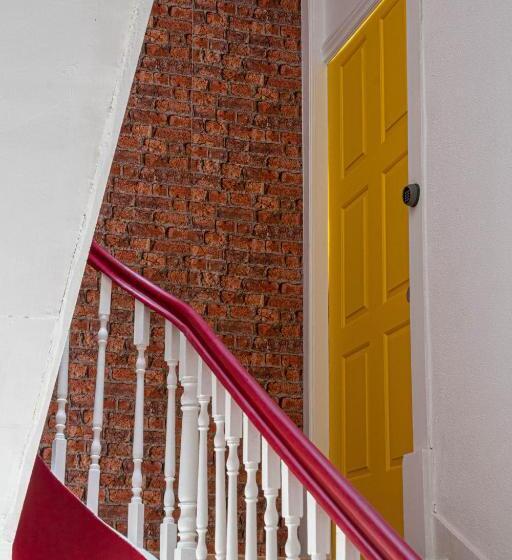 سوئیت با بالکن, Rua Do Paraíso