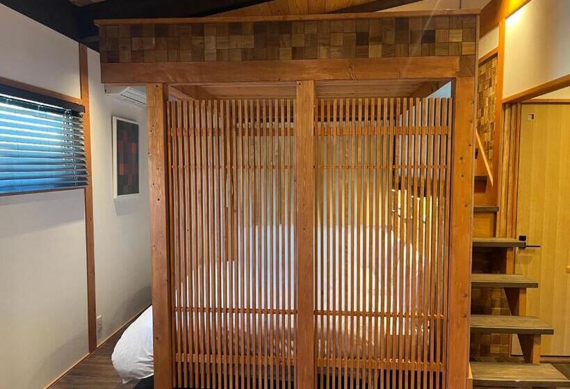Chambre Familiale, Quaint House Naoshima