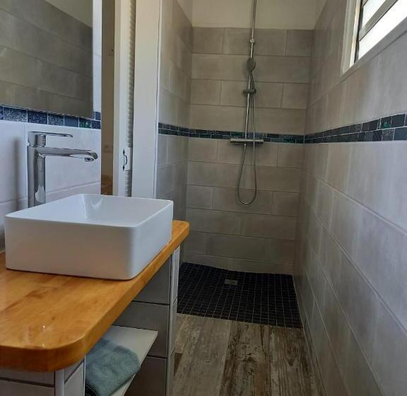 اتاق استاندارد با چشم‌انداز دریا, Tiko Lodge Sxm