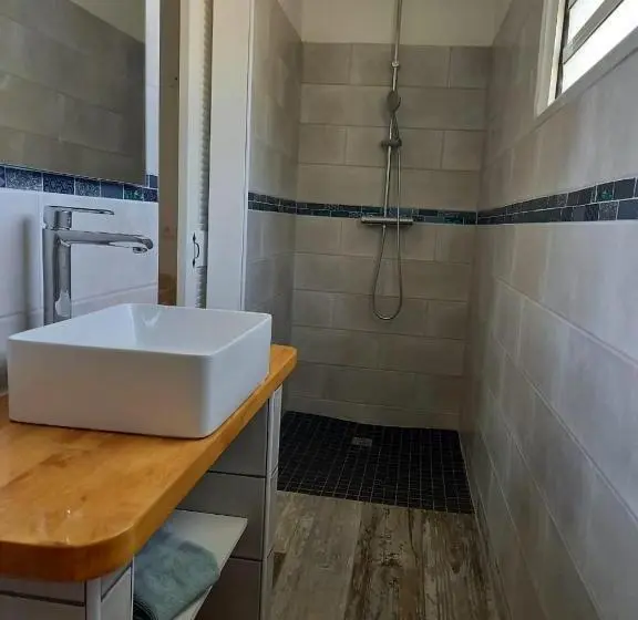اتاق استاندارد با چشم‌انداز دریا, Tiko Lodge Sxm