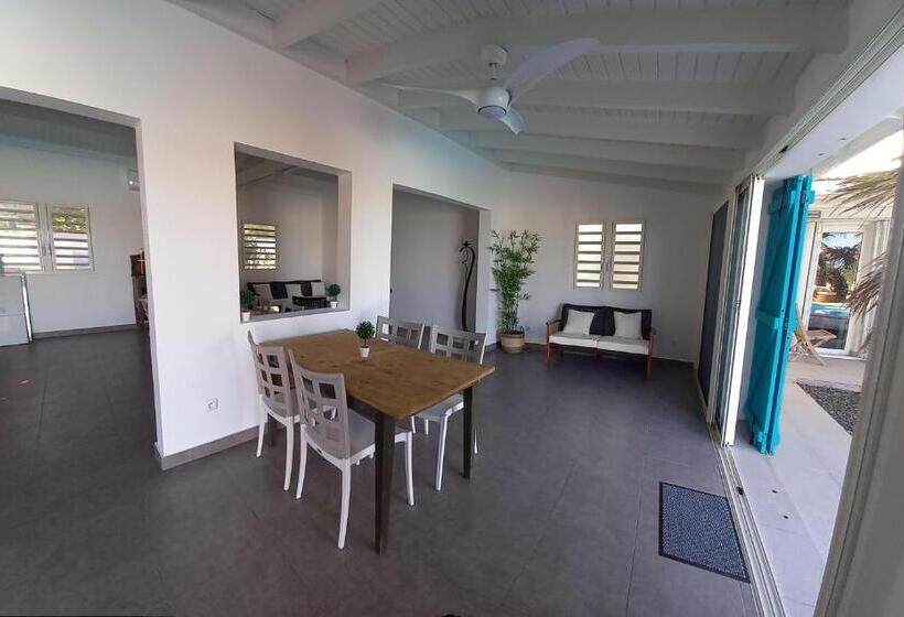 ویلای یک اتاق خوابه با استخر شنا, Tiko Lodge Sxm