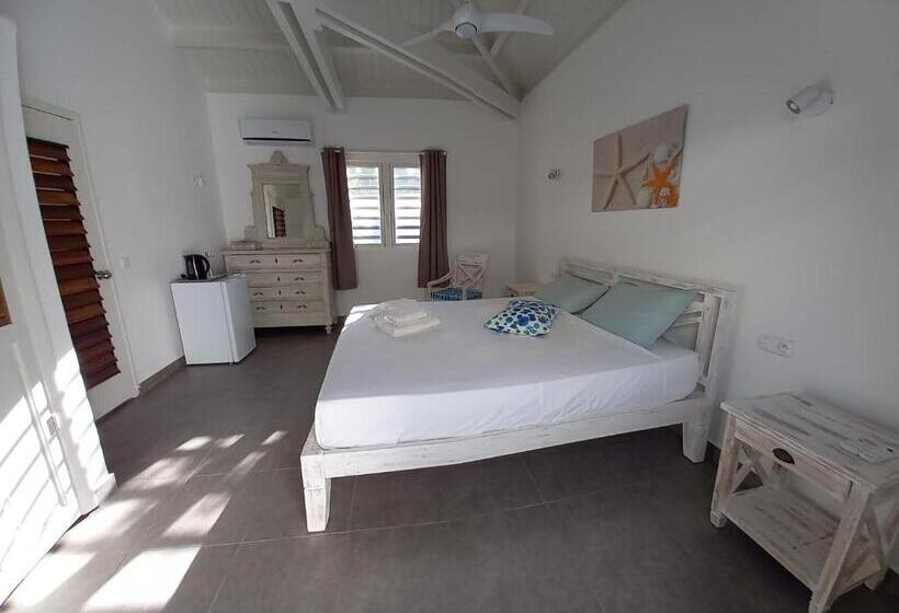 ویلای یک اتاق خوابه با استخر شنا, Tiko Lodge Sxm