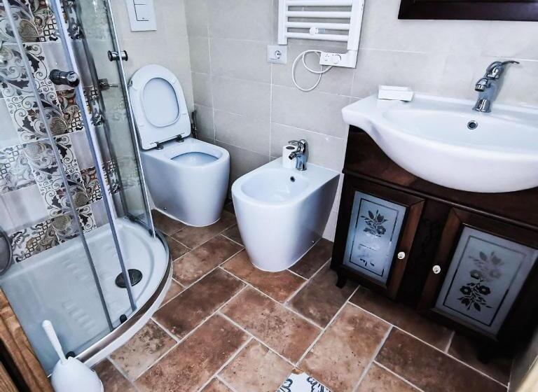 إستوديو قياسى مزودة بتراس, Il Sentiero Di Leano