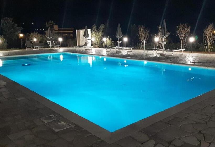 إستوديو قياسى مزودة بتراس, Il Sentiero Di Leano