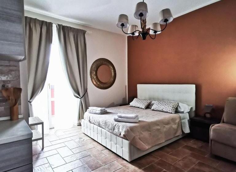 إستديو قياسى مزود بشرفة, Il Sentiero Di Leano