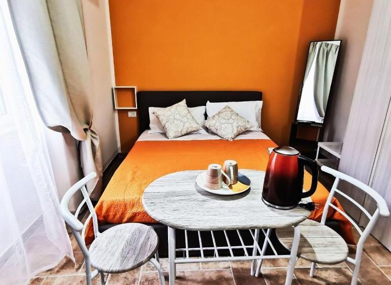 غرفة قياسية, Il Sentiero Di Leano