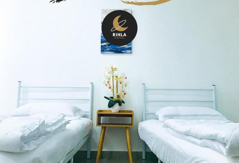 سوییت لوکس, Rihla Bandar Utama