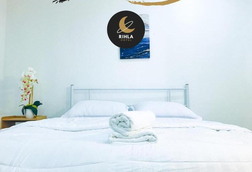 סוויטה דלוקס, Rihla Bandar Utama