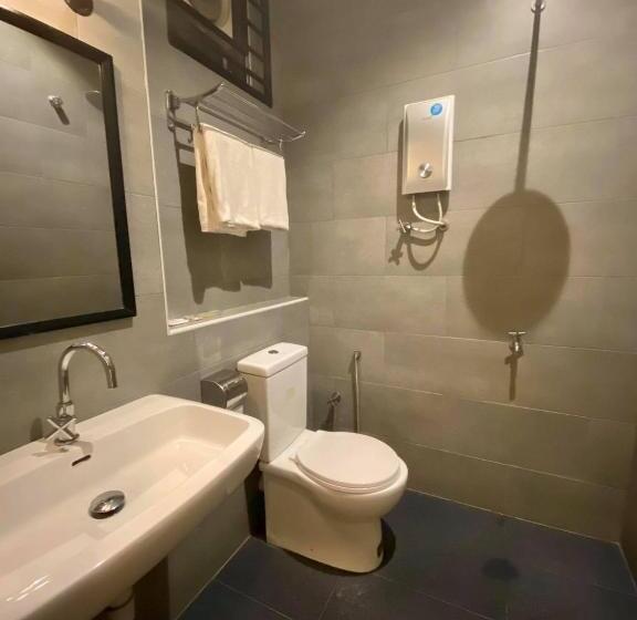 חדר סטנדרט, Wan Loong