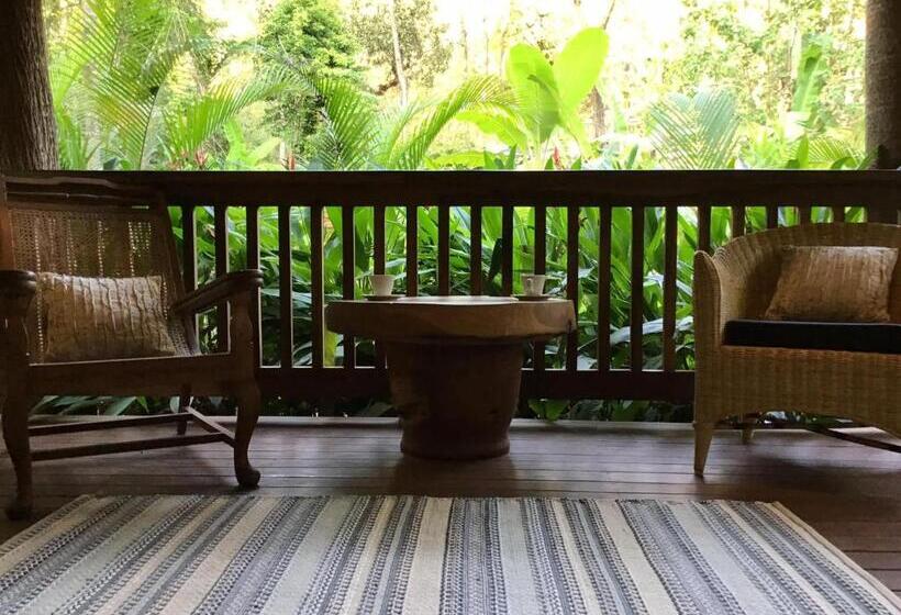 キングサイズベッドのデラックスルーム, Mojigao   Eco Resort