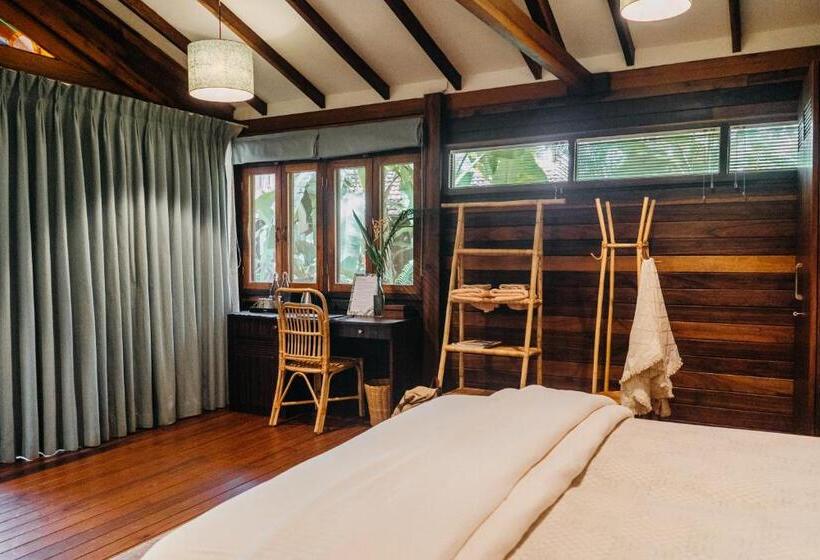 キングサイズベッドのデラックスルーム, Mojigao   Eco Resort