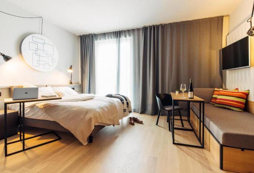 إستوديو قياسى, Harry S Home Bischofshofen Hotel & Apartments