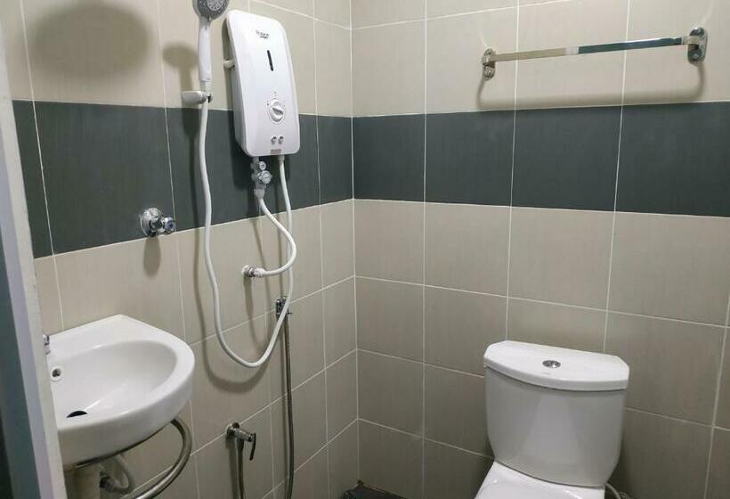 Quarto Estandar, Qeyjan