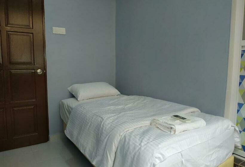 Quarto Estandar Individual, Qeyjan