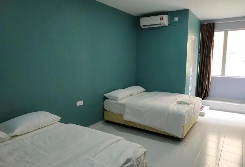 スタンダード４人部屋, Qeyjan
