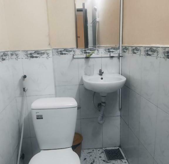 اتاق خانوادگی, Nhà Nghỉ Minh Quân