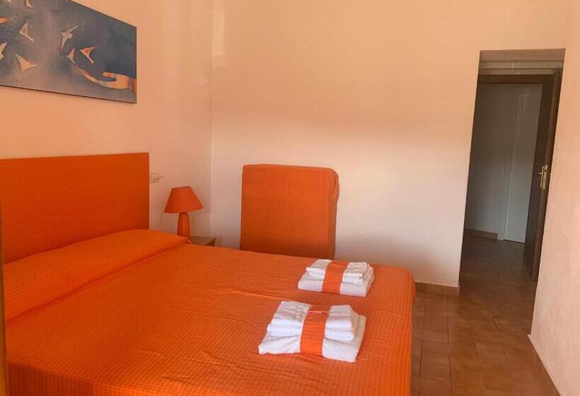 キングサイズベッドのスタンダードルーム, Locanda Farorientale