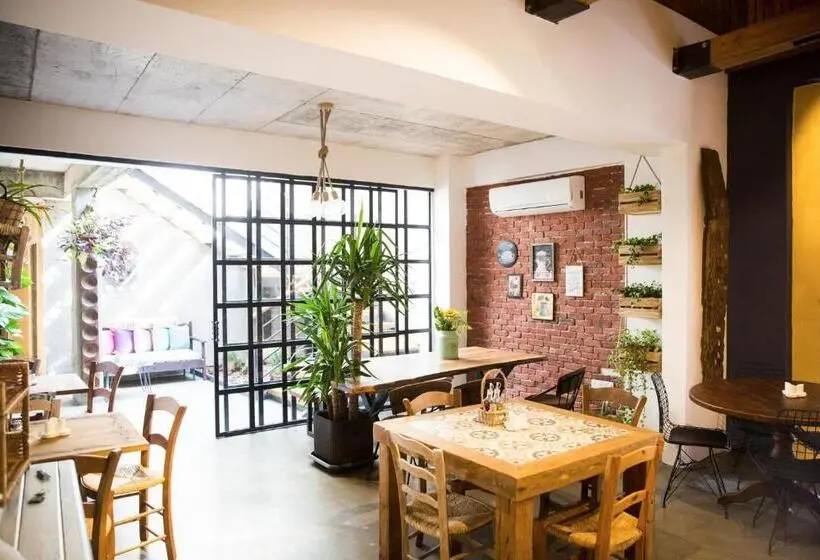 デラックスルーム, The Iskemleci Guest House