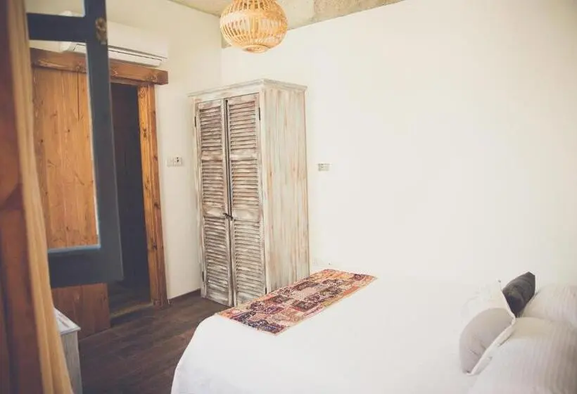 デラックスルーム, The Iskemleci Guest House