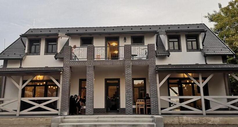 ファミリールーム, Wein&speiz Fogadó