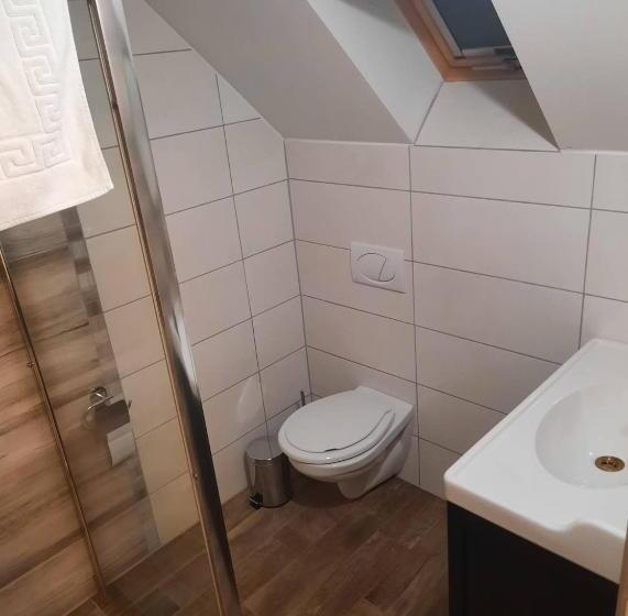 スタンダードルーム, Wein&speiz Fogadó