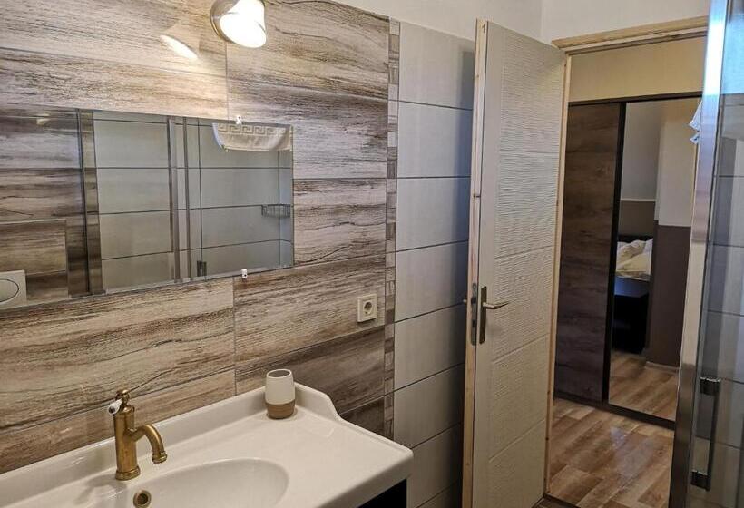 ファミリールーム, Wein&speiz Fogadó