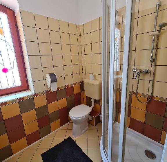 标准间, István Parkhotel és Gasztrofarm