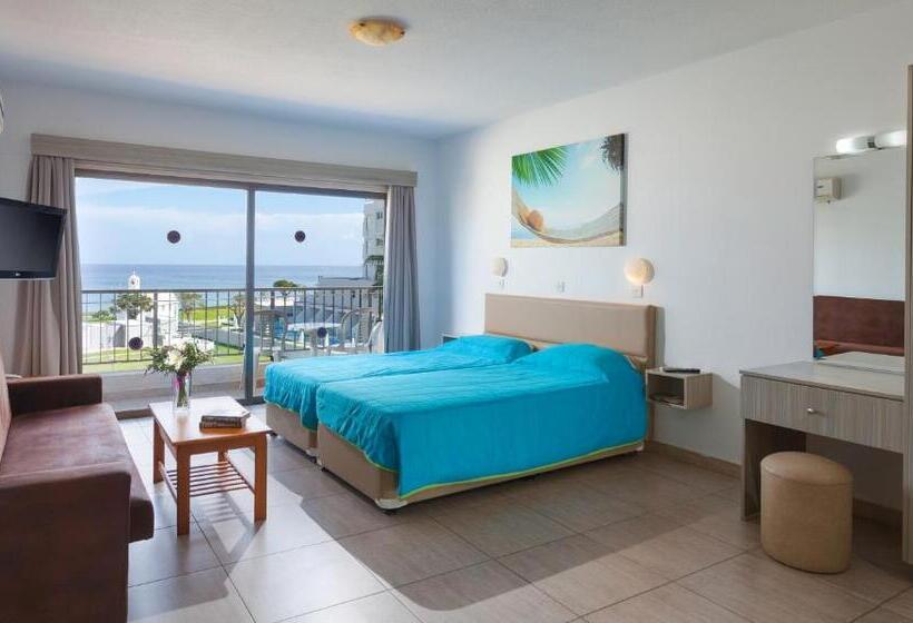 استودیوی استاندارد با چشم‌انداز دریا, Penelope Beach Hotel Apts